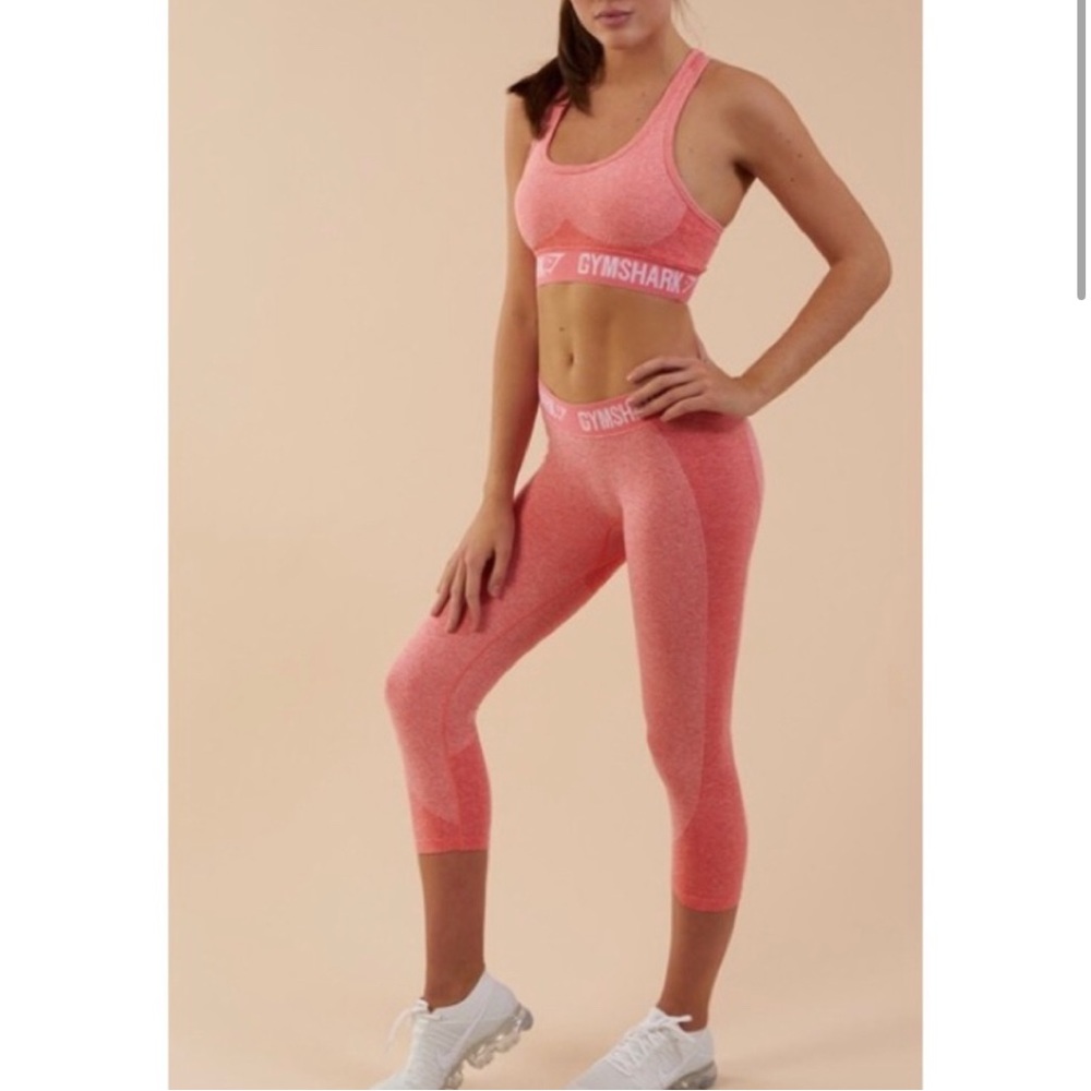 Gymshark Flex Coral Peach Cropped
Leggings (discontinued)
